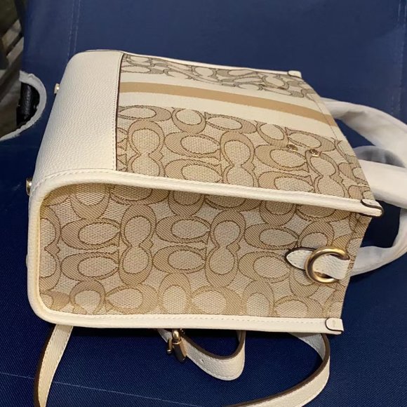 Coach Dempsey 22 Tote bag - Picture 3 of 5